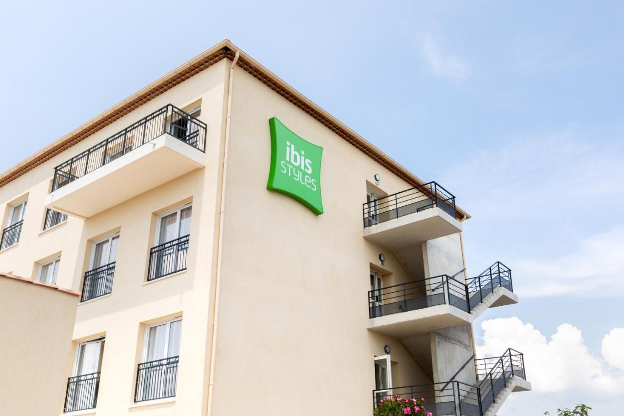 Ibis Styles Miramas Hotel Exterior photo