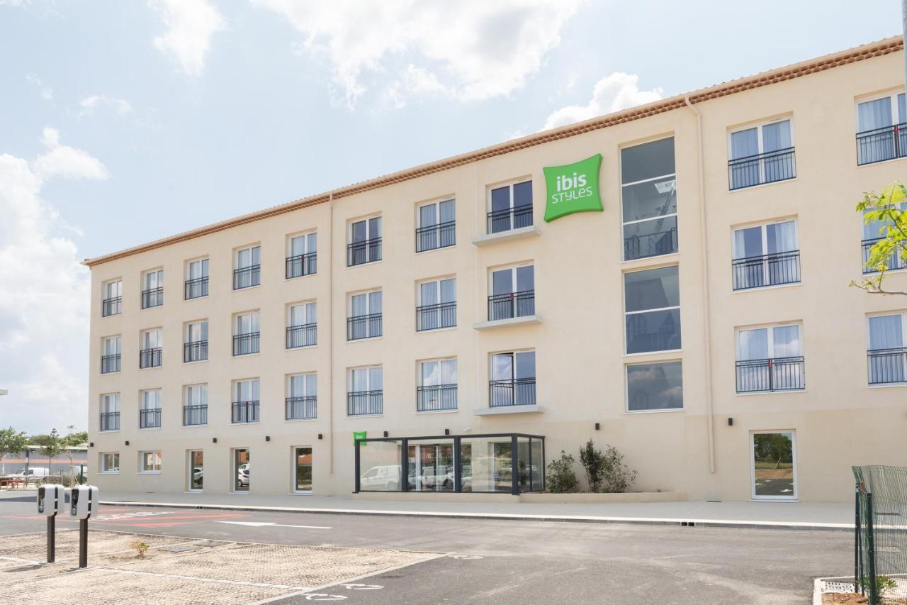 Ibis Styles Miramas Hotel Exterior photo